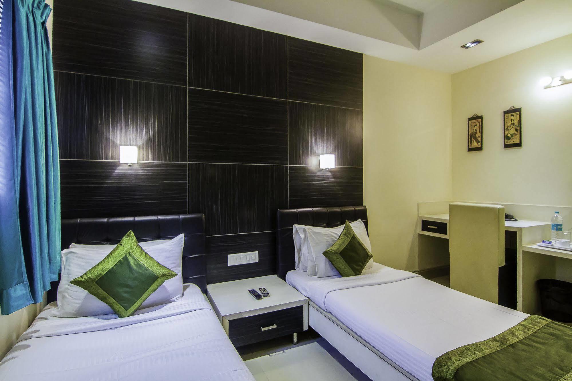 Treebo Trip Hive Hotel Chennai Ngoại thất bức ảnh